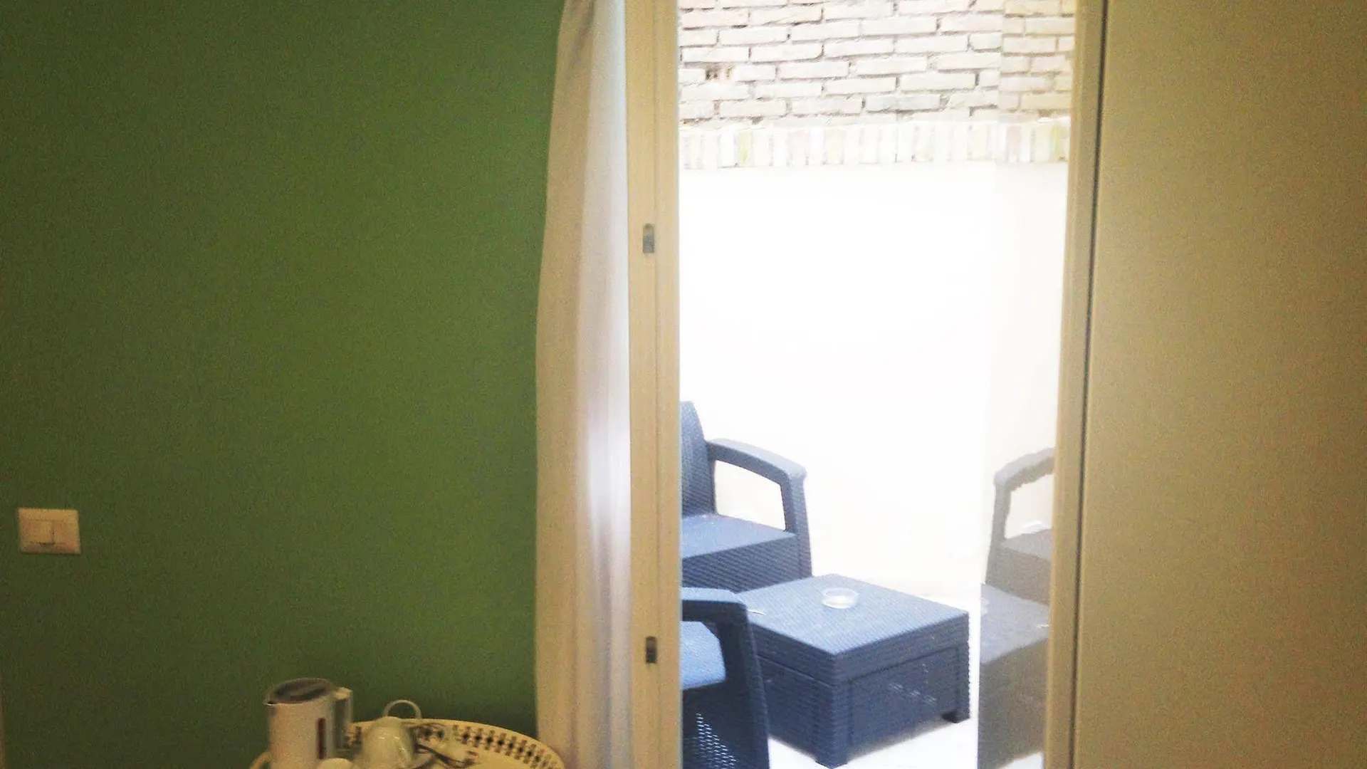 The One Prati Rooms Rome 2*,